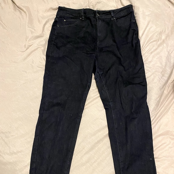 RW&CO Women’s Jeggings - Picture 2 of 3